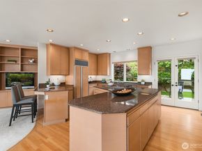 5414 154th Avenue SE, Bellevue WA 98006
