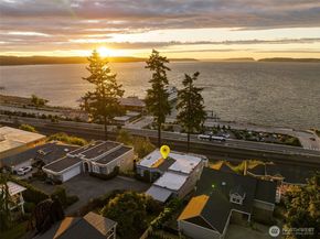 1124 2nd Street, Mukilteo WA 98275