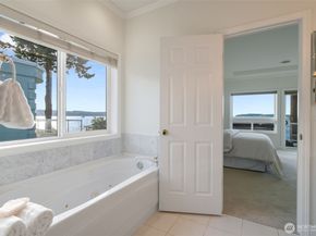 1124 2nd Street, Mukilteo WA 98275