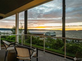 1124 2nd Street, Mukilteo WA 98275
