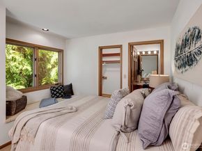 13713 209th Avenue NE, Woodinville WA 98077