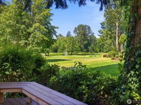 13713 209th Avenue NE, Woodinville WA 98077