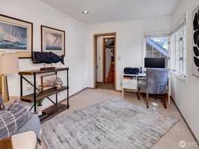 13713 209th Avenue NE, Woodinville WA 98077