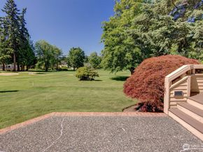 13713 209th Avenue NE, Woodinville WA 98077