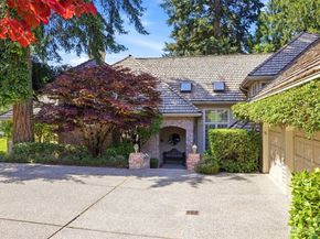 13713 209th Avenue NE, Woodinville WA 98077