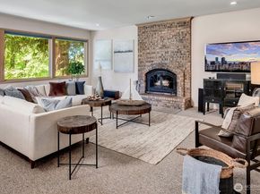 13713 209th Avenue NE, Woodinville WA 98077
