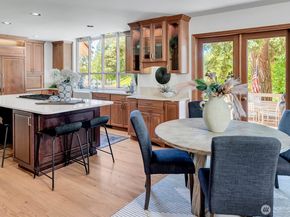 13713 209th Avenue NE, Woodinville WA 98077
