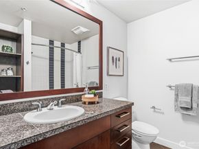910 Lenora Street S809, Seattle WA 98121