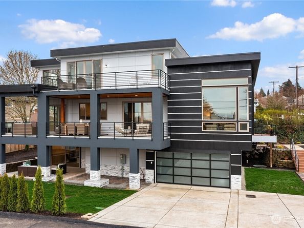3202 Burnett Avenue N, Renton WA 98056