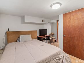 9059 Carkeek Drive S, Seattle WA 98118