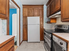 9059 Carkeek Drive S, Seattle WA 98118