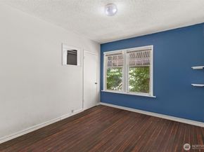 9059 Carkeek Drive S, Seattle WA 98118