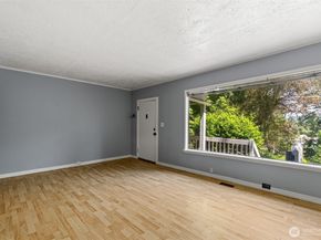 9059 Carkeek Drive S, Seattle WA 98118