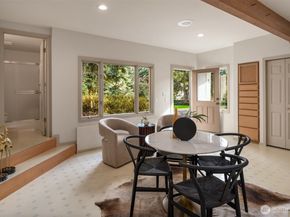 13214 180th Avenue NE, Redmond WA 98052