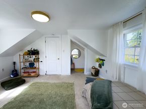 2127 8th Street, Bremerton WA 98312