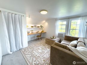2127 8th Street, Bremerton WA 98312