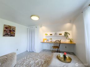 2127 8th Street, Bremerton WA 98312