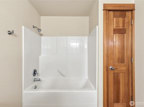 1963 NW Rampart Ridge Court, Bremerton WA 98311