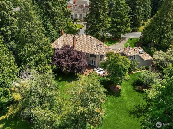13905 212th Drive NE, Woodinville WA 98077