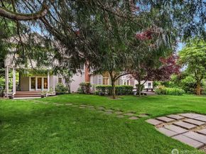 13905 212th Drive NE, Woodinville WA 98077