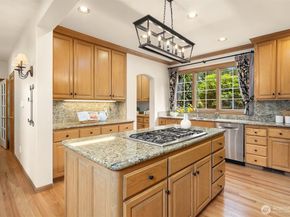 13905 212th Drive NE, Woodinville WA 98077
