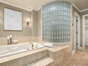 13905 212th Drive NE, Woodinville WA 98077