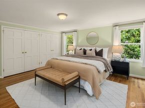8914 SE 56th Street, Mercer Island WA 98040