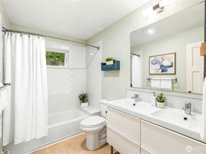 4755 39th Avenue S, Seattle WA 98118