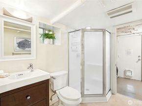 4755 39th Avenue S, Seattle WA 98118