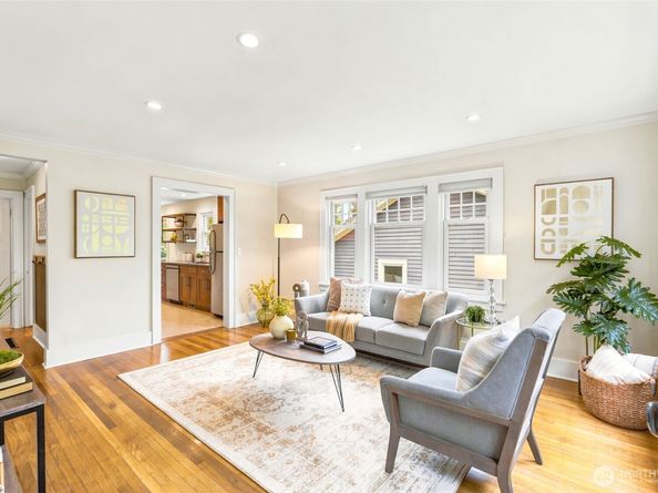4755 39th Avenue S, Seattle WA 98118