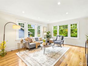 4755 39th Avenue S, Seattle WA 98118