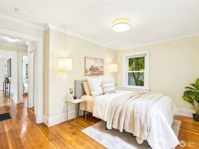 4755 39th Avenue S, Seattle WA 98118