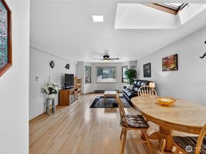 17830 116th Avenue SE, Renton WA 98058