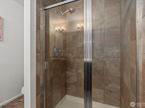 15652 NE 103rd Court 103, Redmond WA 98052