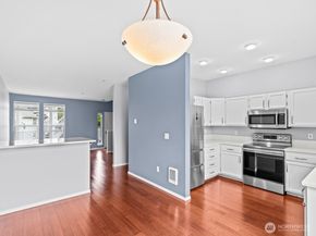 5400 Harbour Pointe Boulevard A202, Mukilteo WA 98275