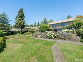 9829 NE 1st Street, Bellevue WA 98004