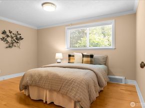 17524 10th Avenue NW, Shoreline WA 98177