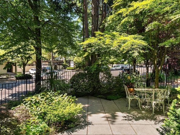 5430 California Avenue SW 4A, Seattle WA 98136