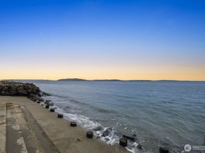 3089 Alki Avenue SW 2, Seattle WA 98116