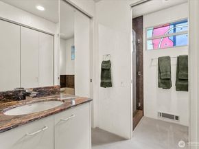 3089 Alki Avenue SW 2, Seattle WA 98116