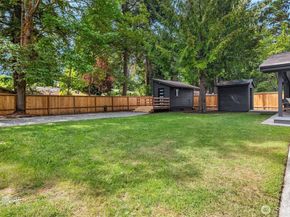 24306 106th Place W, Edmonds WA 98020