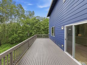 252 245th Place NE, Sammamish WA 98074