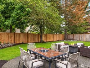 25444 SE 42nd Place, Issaquah WA 98029