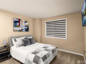 25444 SE 42nd Place, Issaquah WA 98029
