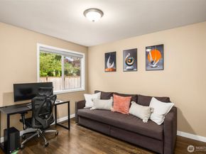 25444 SE 42nd Place, Issaquah WA 98029