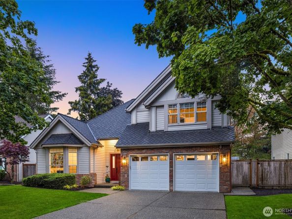 25444 SE 42nd Place, Issaquah WA 98029