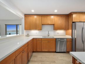 1727 Harbor Avenue SW N401, Seattle WA 98126