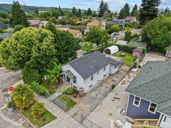 1002 S Sullivan Street, Seattle WA 98108
