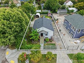 1002 S Sullivan Street, Seattle WA 98108