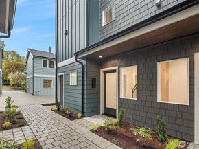 533 B N 70th Street, Seattle WA 98103